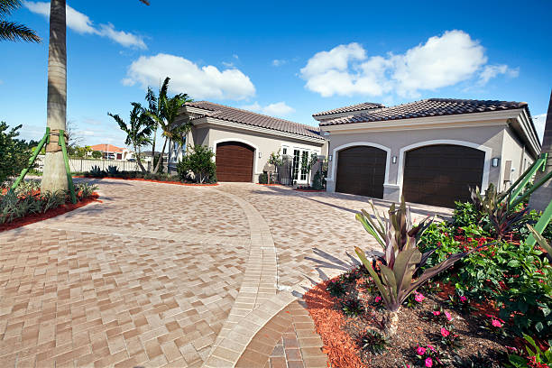 Best Driveway Pavers Contractor  in Louisiana, MO
